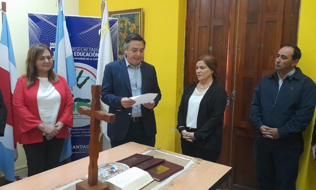 Asumió la nueva directora de Educación de la Municipalidad de la Capital
