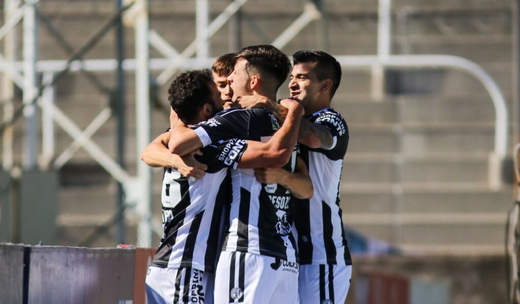 El Ferro buscará un triunfo ante Colón para engrosar su promedio