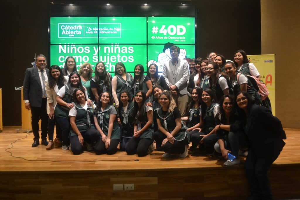 Un encuentro abordó la temática “Niños y niñas como sujetos de derecho” Un encuentro abordó la temática “Niños y niñas como sujetos de derecho”