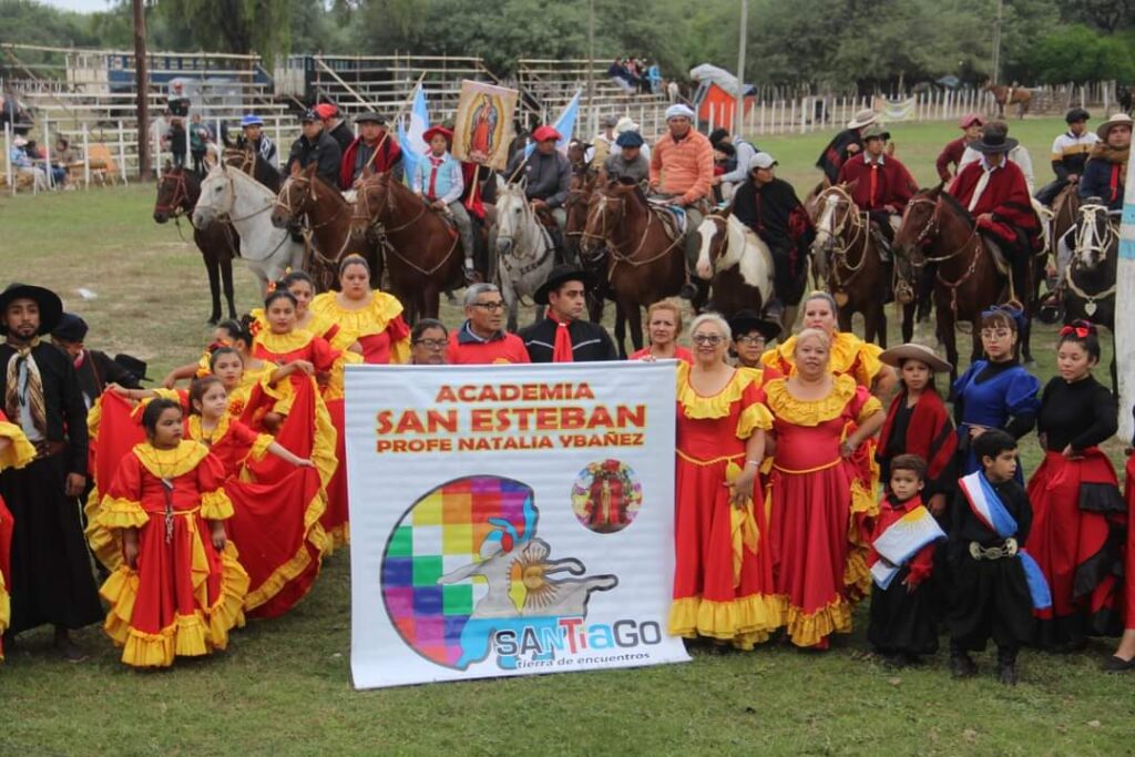Una gran cantidad de público participó del Festival de la Tradición Gaucha en Villa Robles