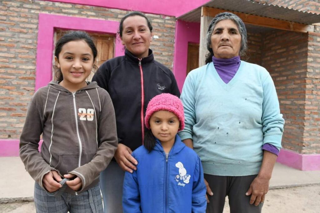 Familias de Guasayan accedieron a viviendas sociales