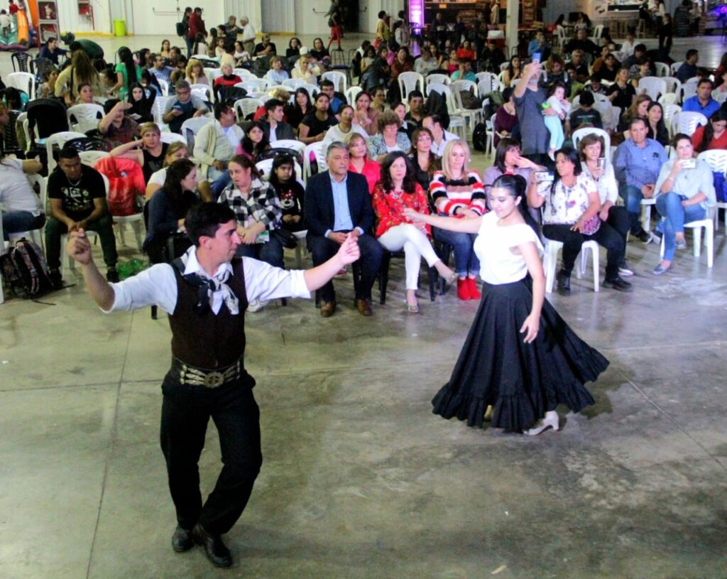El Festival de Colectividades unió lo mejor de distintas culturas