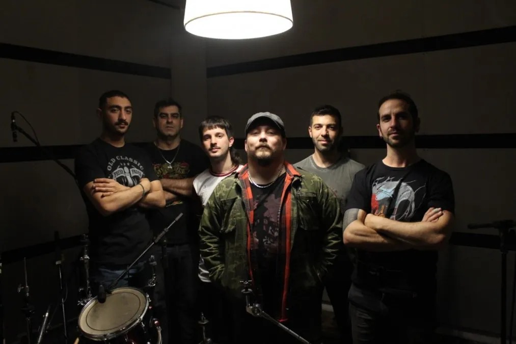 Juguetes Perdidos vuelve a Santiago con su tributo a Los Redondos