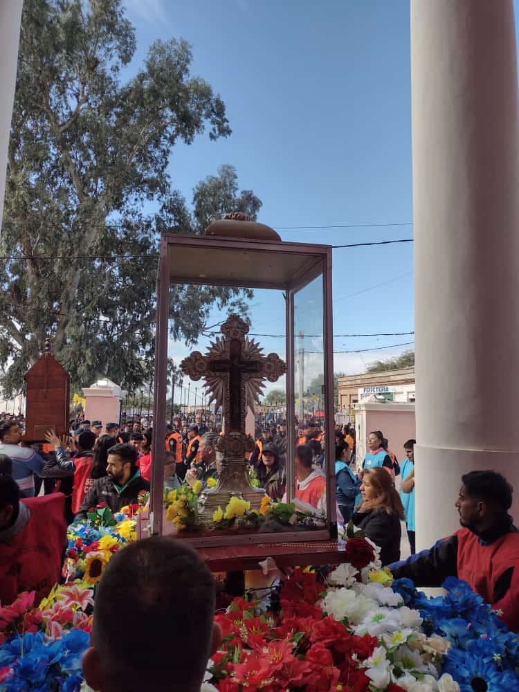 Ultiman detalles para la fiesta en honor al Señor de los Milagros de Mailín