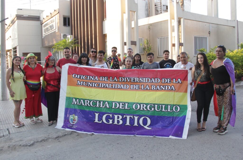 Invitan a la comunidad bandeña a participar del “Día Internacional del orgullo LGBTQIA+”