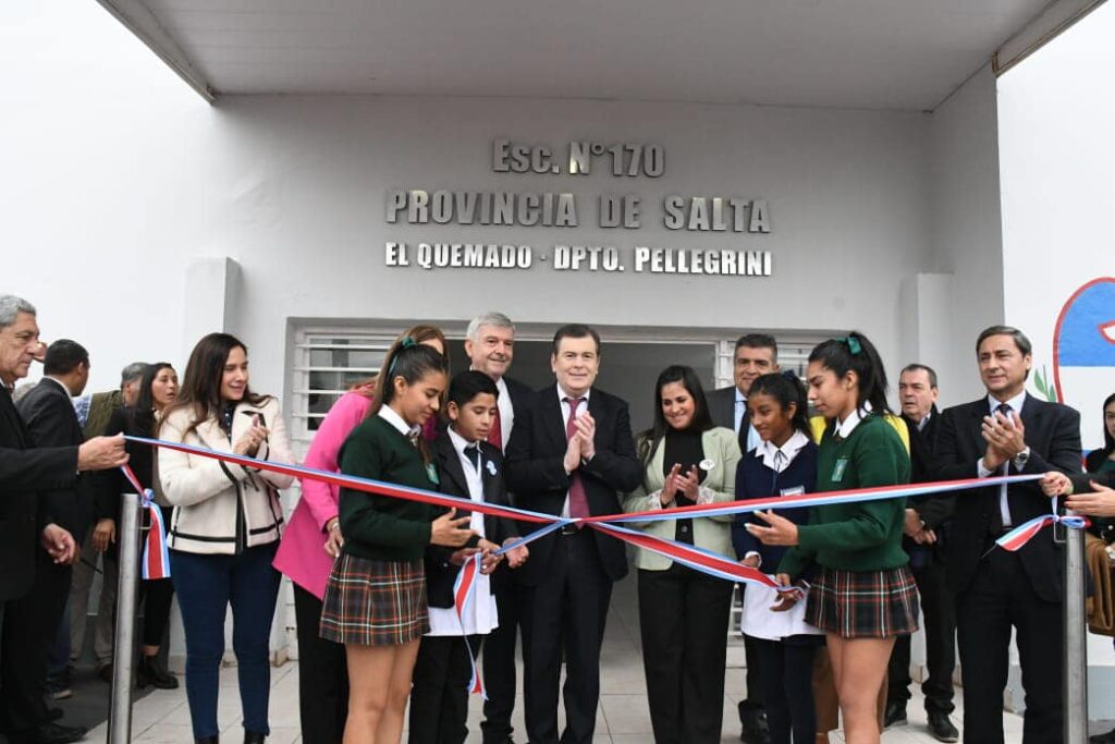Inauguran obras de infraestructura para la comunidad de El Quemado Inauguran obras de infraestructura para la comunidad de El Quemado