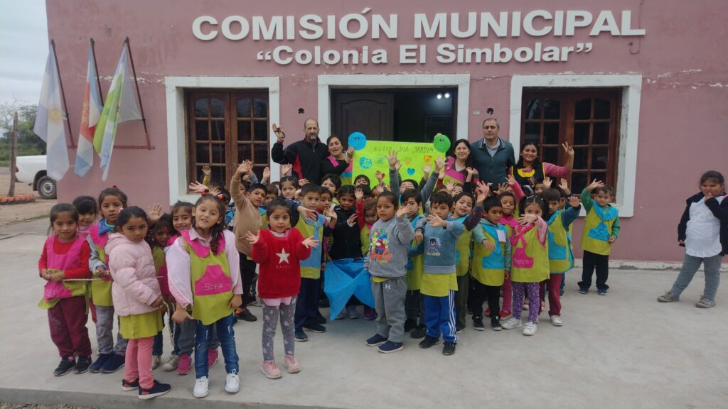 Jardines de infantes visitaron la comisión municipal de Colonia El Simbolar