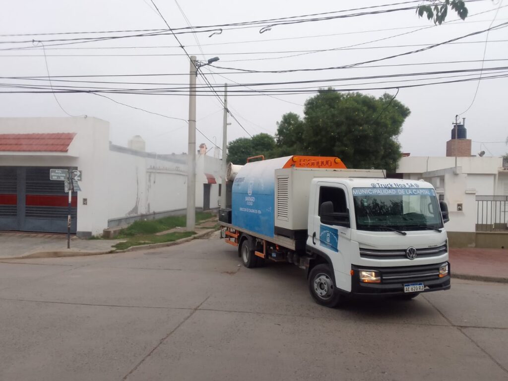Continúa el programa de fumigaciones en la Capital