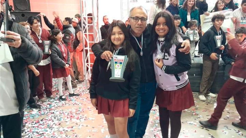 Un proyecto de reciclado, diseñado por alumnas de Añatuya pasó a la instancia nacional de la Feria de Ciencia y Tecnología