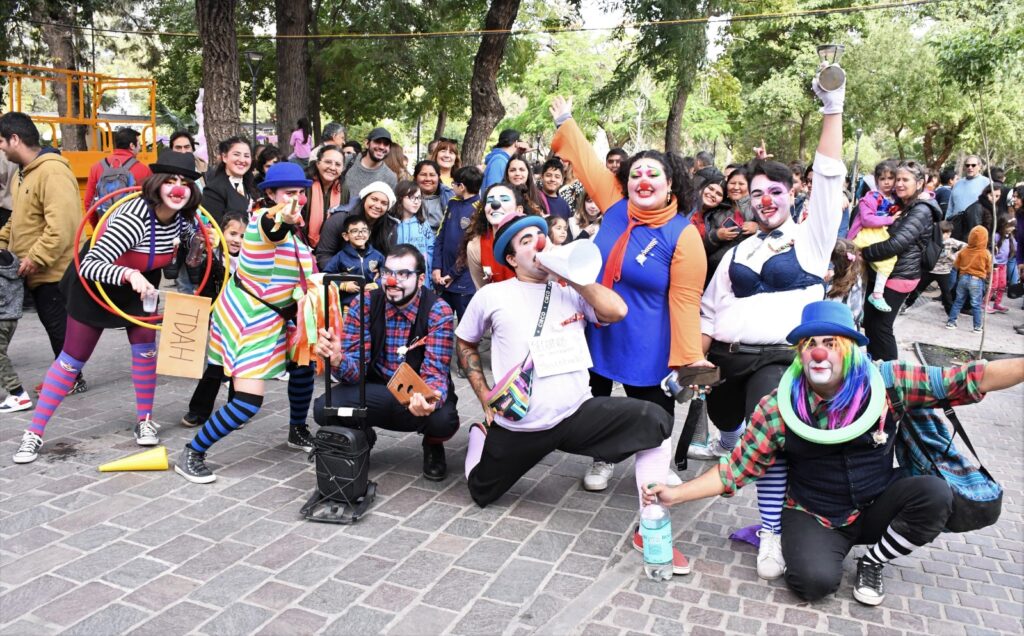 La Acción Teatral Urbana le puso color y alegría al centro capitalino La Acción Teatral Urbana le puso color y alegría al centro capitalino