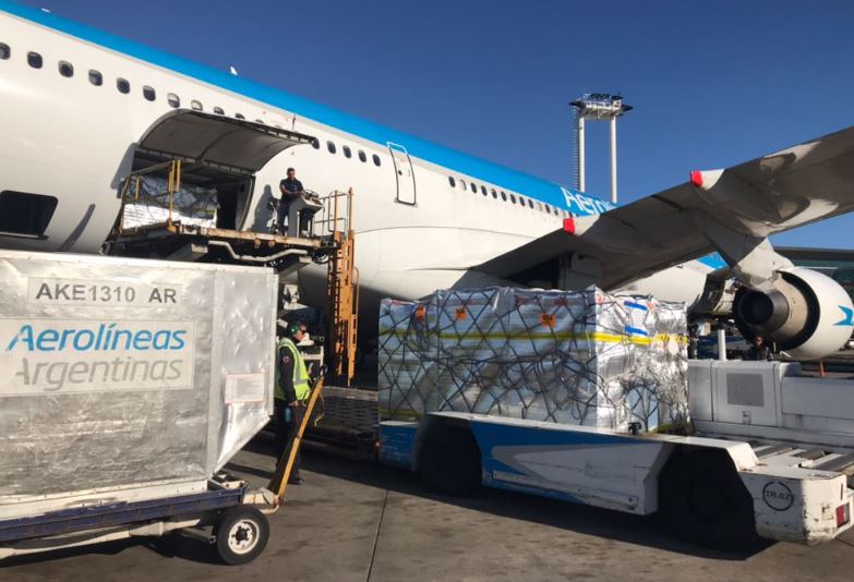 Santiago busca instalar Puntos de Frío en aeropuertos para exportar productos locales