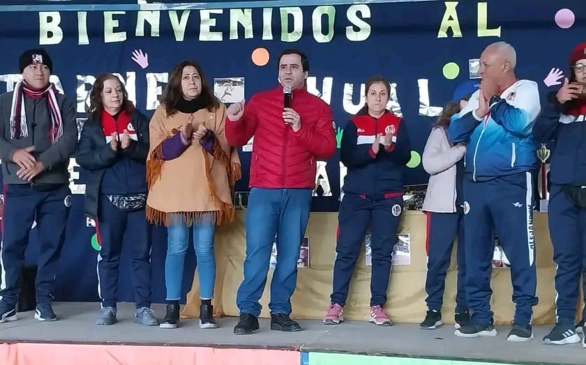 Alumnos del Secundario Antonino Taboada de Clodomira disfrutaron de una jornada deportiva y recreativa