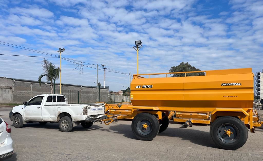 La comuna de La Dársena y San Ramón sumó un camión tanque para reforzar los servicios