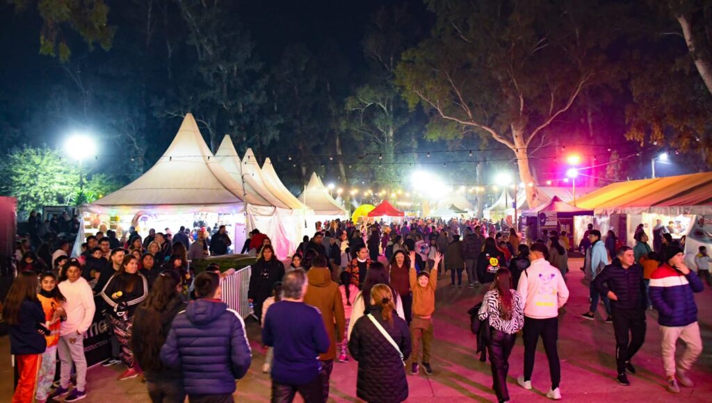 EN VIVO: Disfrutá los últimos shows en la Feria Artesanal 2023 EN VIVO: Disfrutá los últimos shows en la Feria Artesanal 2023