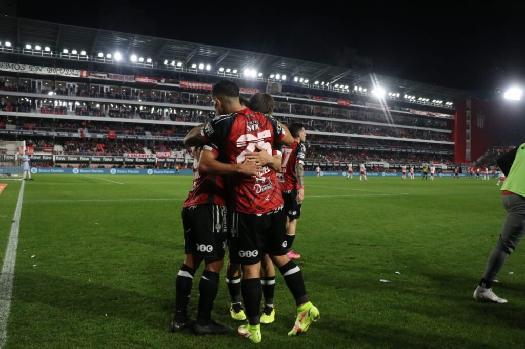 El Ferro consiguió un valioso punto en La Plata