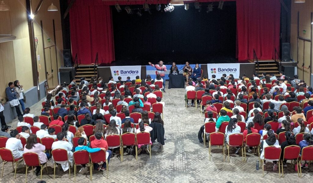 En Bandera realizaron una capacitación sobre abordaje integral de adicciones