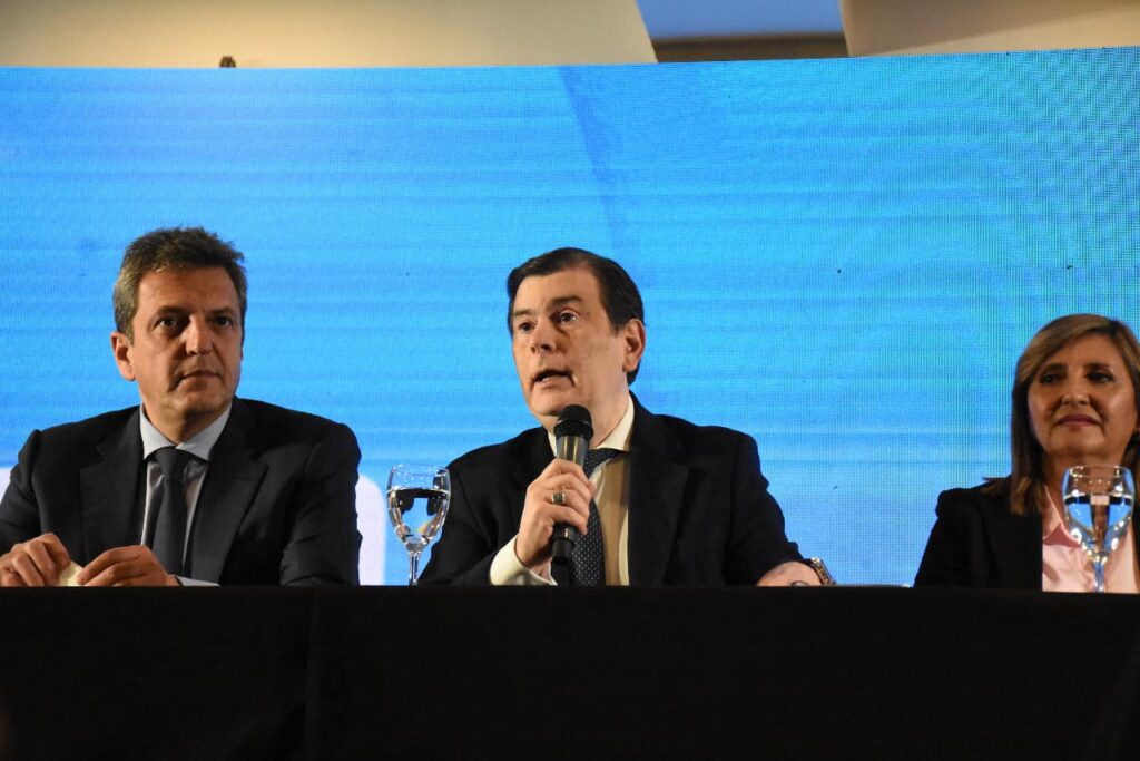 Sergio Massa llega a Santiago para participar de los festejos por el aniversario de la “Madre de Ciudades”