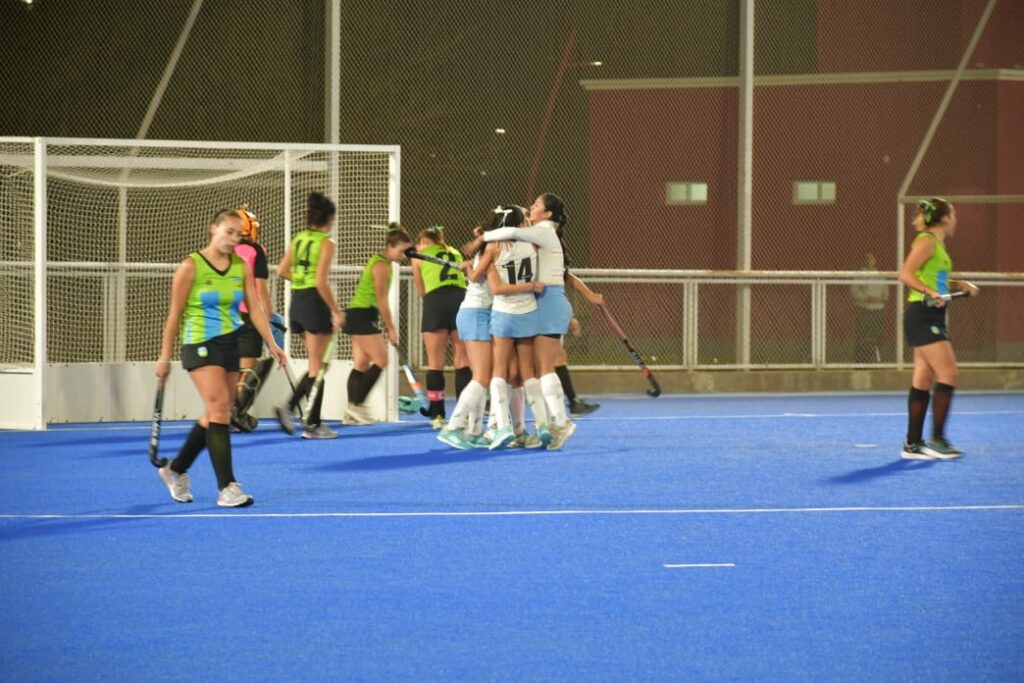 Los equipos santiagueños avanzan a paso firme en el Campeonato Argentino de Hockey Los equipos santiagueños avanzan a paso firme en el Campeonato Argentino de Hockey