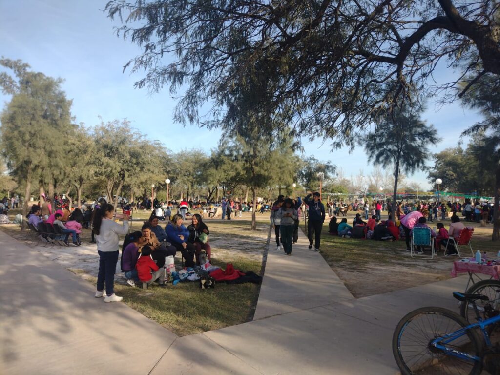 El Día del Amigo reunió a jóvenes de Colonia El Simbolar