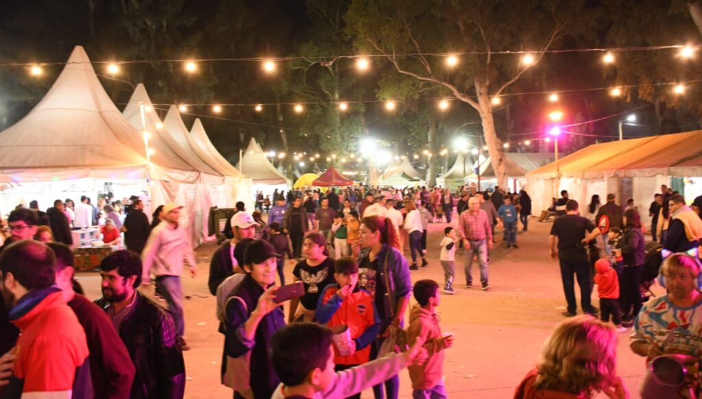 La Feria Artesanal se extenderá hasta el domingo 30