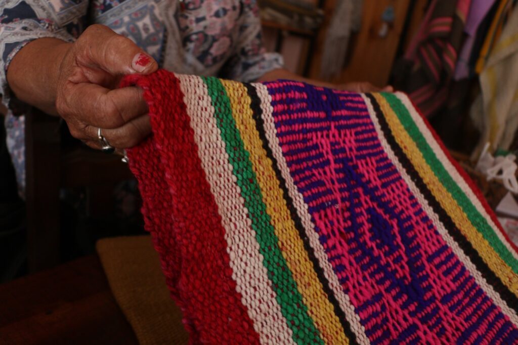 Este sábado, se desarrollará en Sumampa un Encuentro Regional de Tejedoras