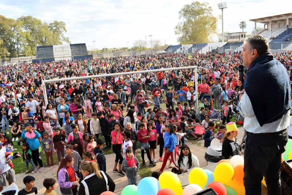 La Banda: Niños y niñas celebraron el “Día de las infancias” en el club Sarmiento