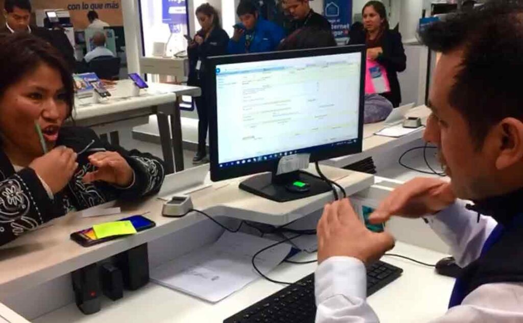 Capacitan a personal municipal en lenguaje de señas para atención al público Capacitan a personal municipal en lenguaje de señas para atención al público