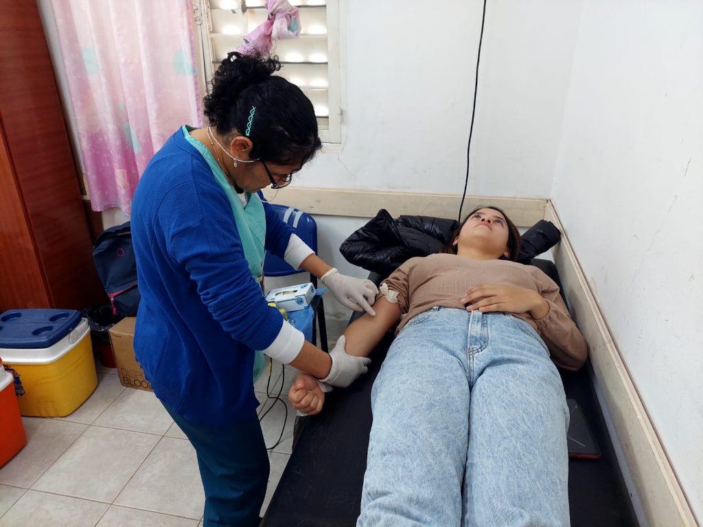 Invitan a una colecta de sangre y médula ósea en el barrio 25 de Mayo
