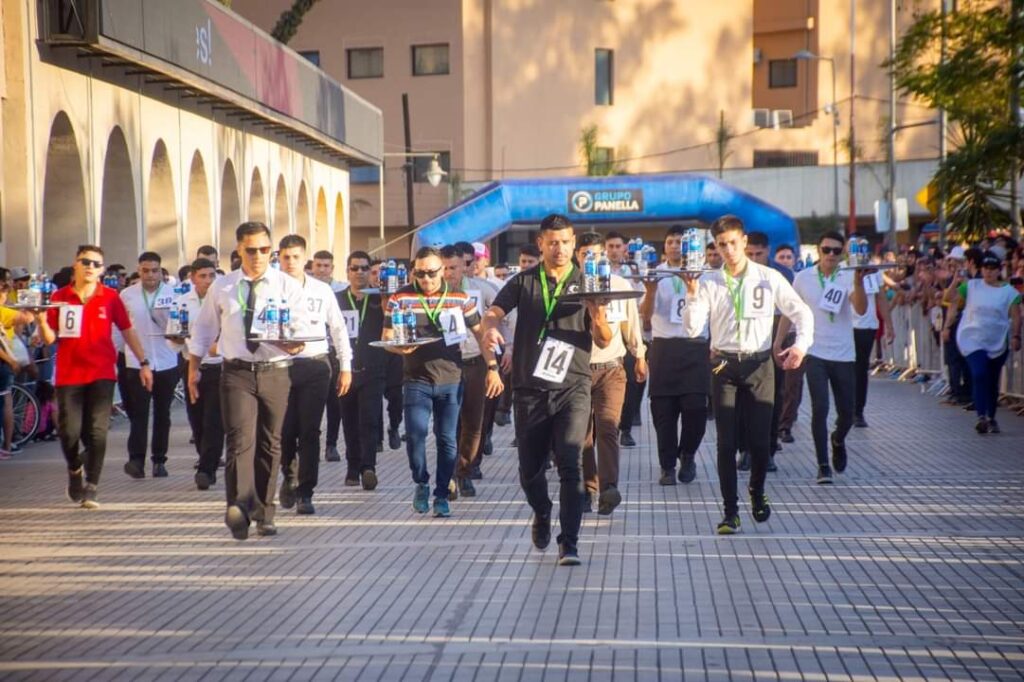 Las Termas vivió una exitosa Carrera de Mozos y Camareras