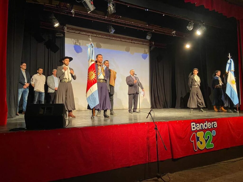 Continúan los eventos en el marco del 132° aniversario de Bandera