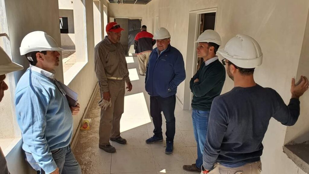 Supervisan la obra del nuevo Hospital Zonal de Fernández