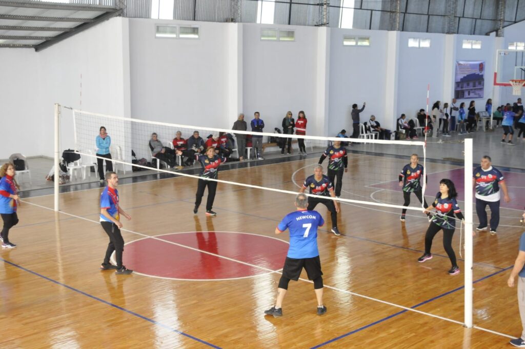 Estrenaron las instalaciones del Fernández Básquetbol Club con un torneo de newcom