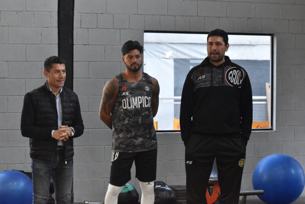 Con muchos refuerzos, Olímpico puso primera y renueva su ilusión