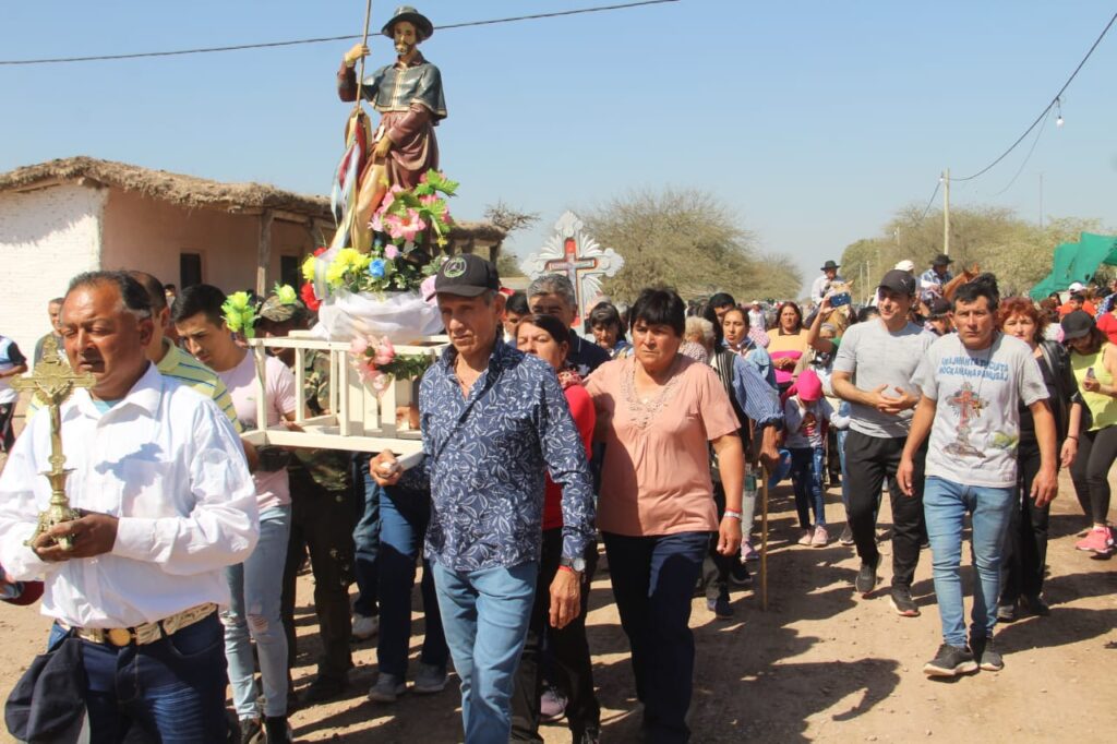 Monseñor Bokalic presidió las fiestas patronales en honor a San Roque en Atoj Pozo