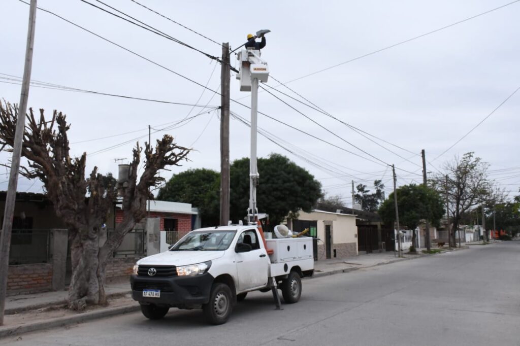 Continúa el plan de mantenimiento de alumbrado público