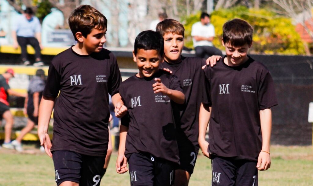 La Academia Javier Mascherano realizará una prueba de talentos en Santiago La Academia Javier Mascherano realizará una prueba de talentos en Santiago