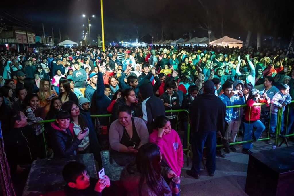 Una multitud participó del cierre de los festejos por el 133° aniversario de Beltrán