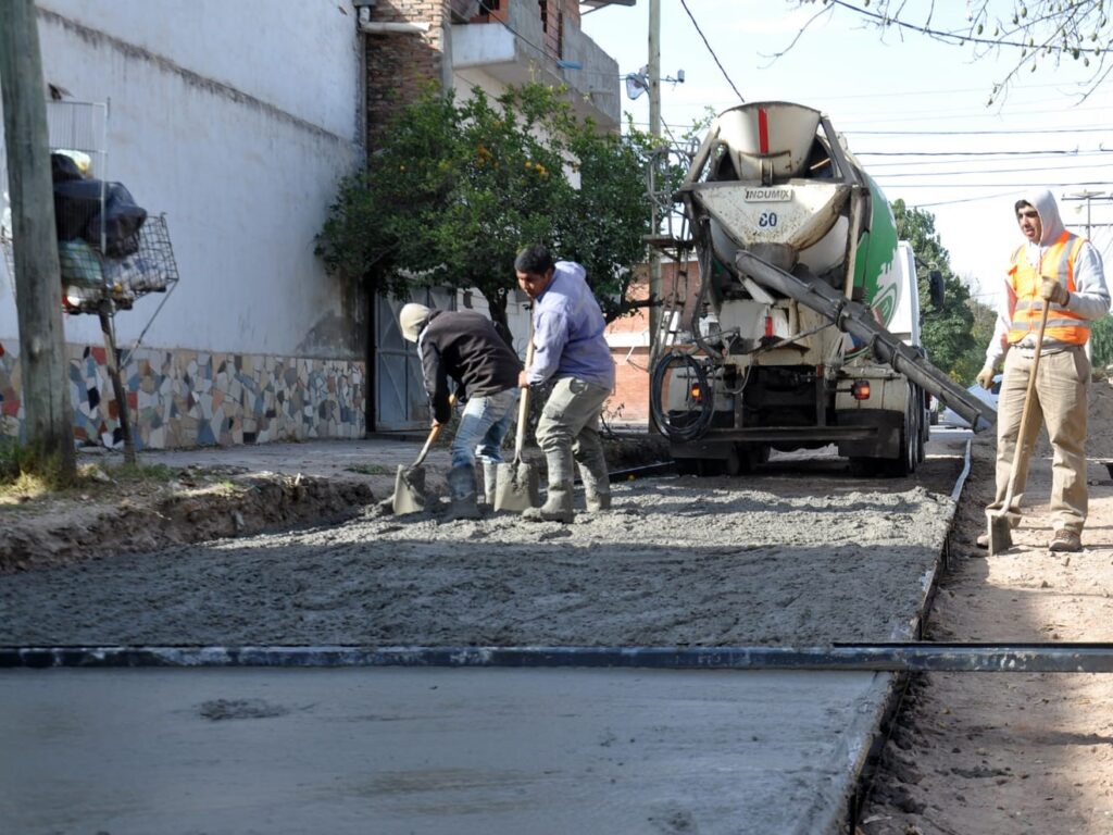 La pavimentación en calle Mitre integrará la zona de Villa Eloísa con el barrio Centro