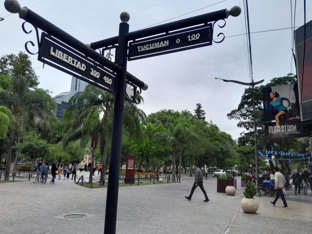 Así trabajará el comercio durante el fin de semana largo
