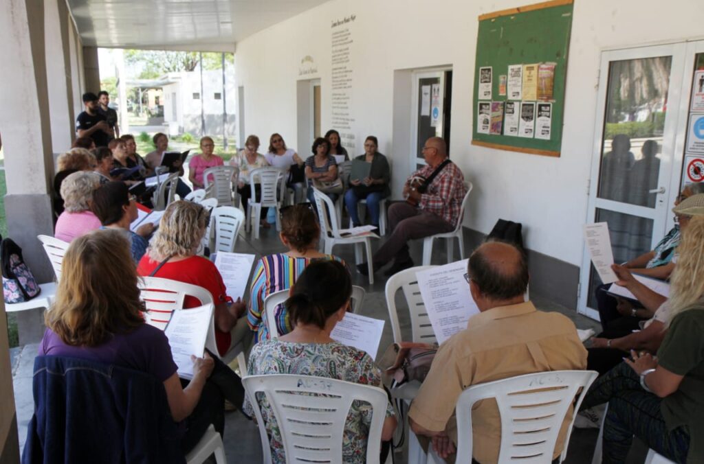 Encuentro de Coros para celebrar el cumpleaños de La Banda