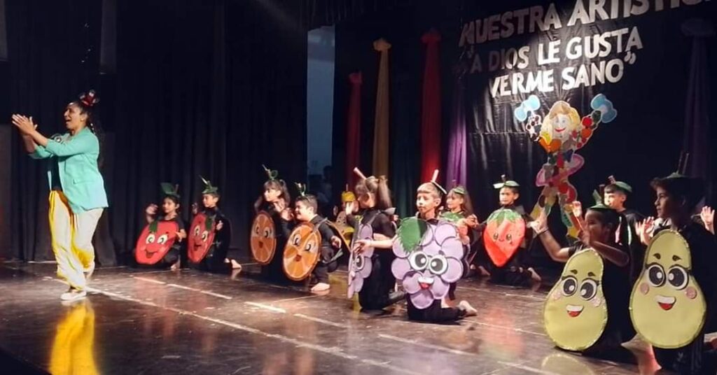 Con una Muestra Artística institucional finalizaron los festejos por el aniversario de Pinto