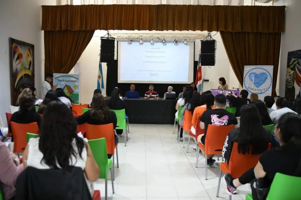 Las Termas: Realizan una jornada sobre “Neurodiversidad y Trabajo Docente”