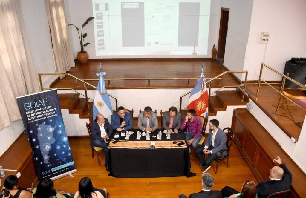Enargas brindó información sobre los beneficios para usuarios de gas por redes