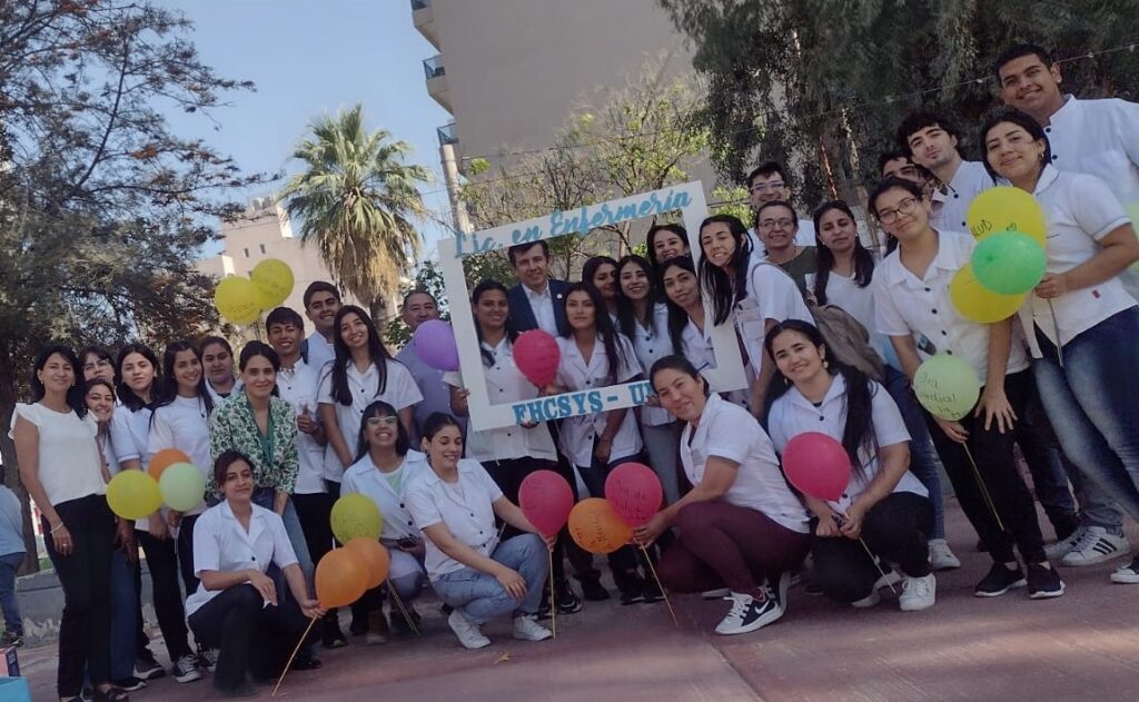 Estudiantes y docentes de Humanidades abordaronla salud mental en una jornada al aire libre