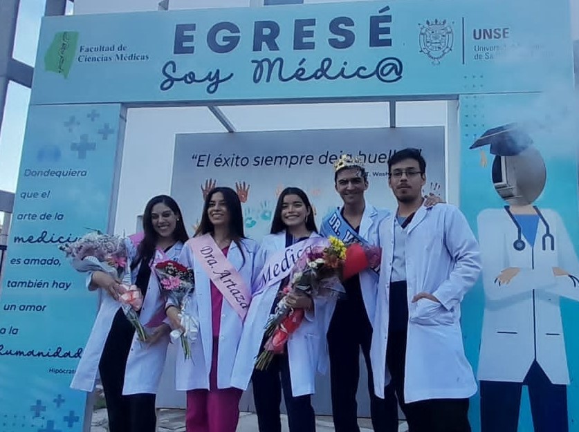 Orgullo santiagueño: La UNSE tiene cinco nuevos egresados de Medicina