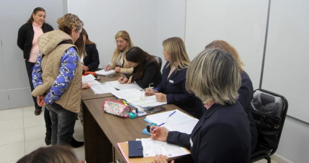 El municipio bandeño convoca a docentes para Opción de Cargos de Nivel Primario El municipio bandeño convoca a docentes para Opción de Cargos de Nivel Primario