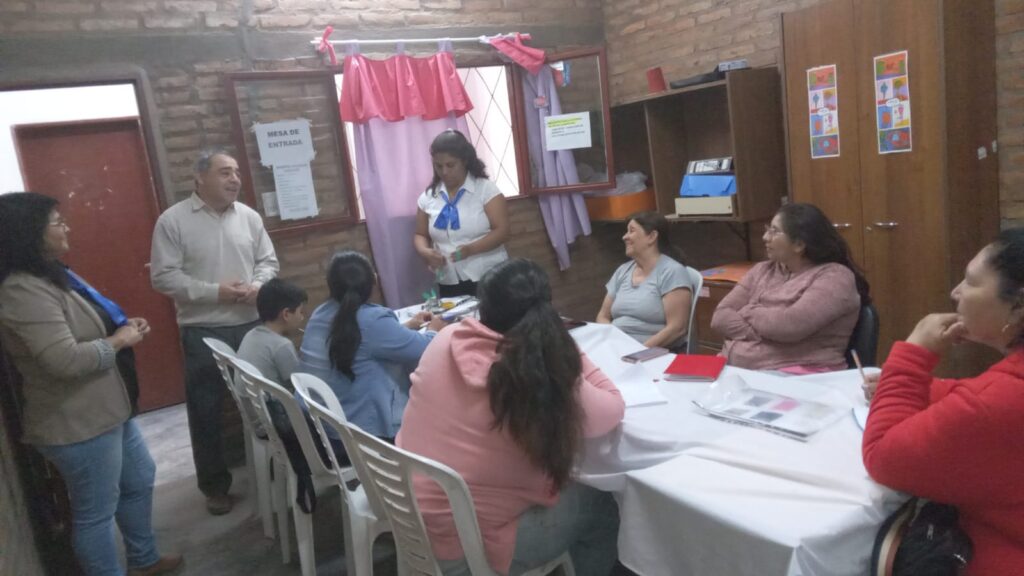 Comenzaron las capacitaciones del programa “El Futuro en Tus Manos” en La Banda