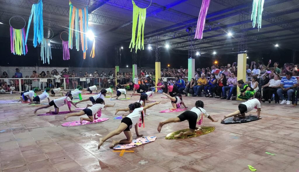 Jardines municipales de Clodomira realizaron las tradicionales muestras de Educación Física