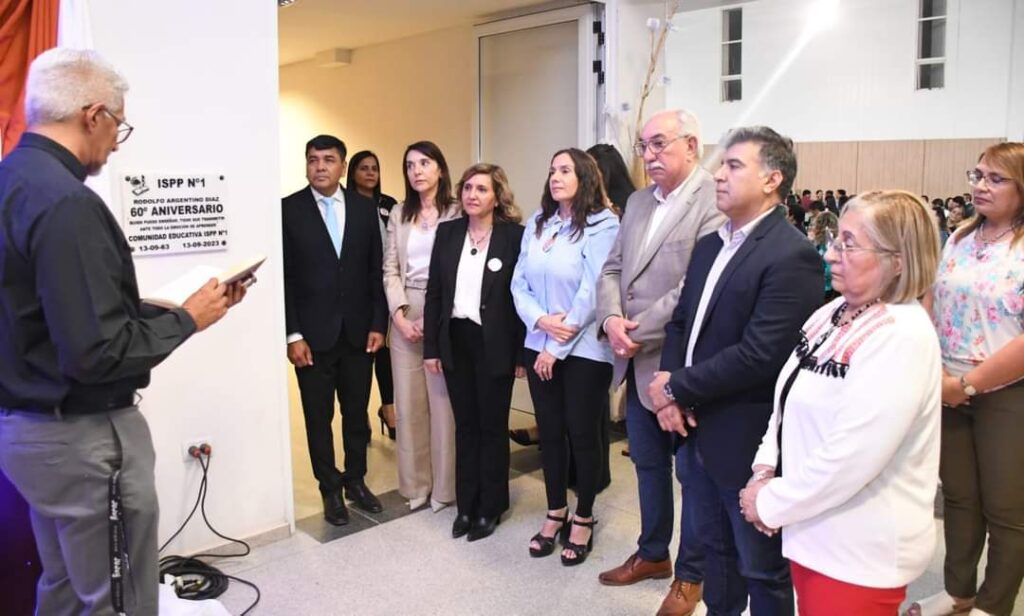 El Instituto Superior N° 1 celebró el 60 aniversario de fundación