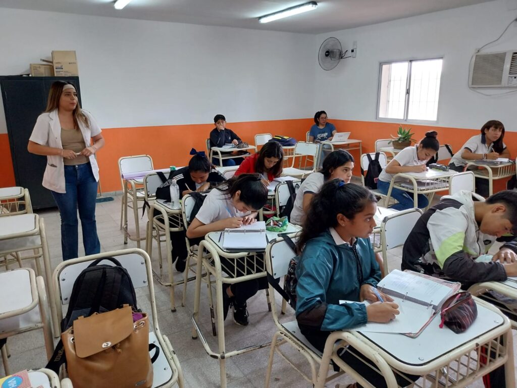 Talleres en escuelas secundarias sobre “Cuidados en Salud Sexual y Reproductiva”